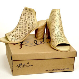 GENTLY USED  REBELS PERF SLIDE WITH BLOCK HEEL TAN SIZE 9